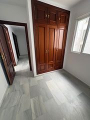 Appartamento in Reina Victoria - Matadero. Vivienda en arquitecto pinto