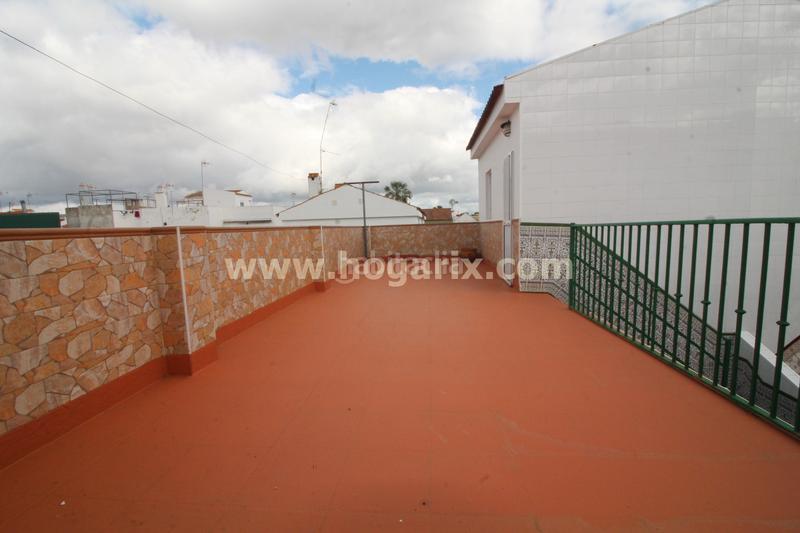 Foto eb53d7a9-470e-41bc-952a-03a41aef4b8d. Casa a San Bartolomé de la Torre