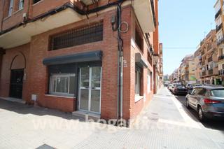 Lloguer Local Comercial  Calle josé fariña. Fantástico local en isla chica