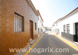 Casa  Calle gibraleon. Casa en villanueva de los castillejos
