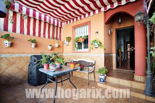 Casa adossada a San Juan del Puerto. Adosado en san juan del puerto