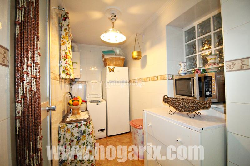 Foto 5c526bcf-8860-4ff5-97b2-66f771bf99d5. Apartamento en calle conde lópez muñoz 30 apartamento de planta baja en Isla Chica en Huelva