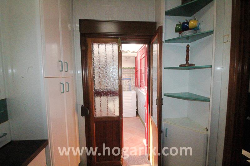 Foto 7c25dba1-63dc-48e5-87b5-837749df2a66. Alquiler casa  para estudiantes en barriada jose antonio en Huelva