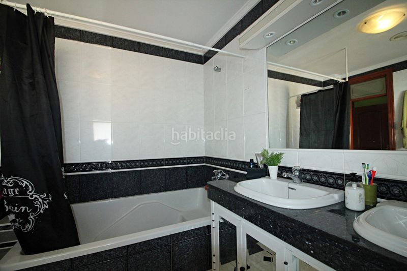 Foto 33b3791e-8c54-49c3-863b-fde4c506202e. Casa adossada a Núcleo Urbano Aljaraque