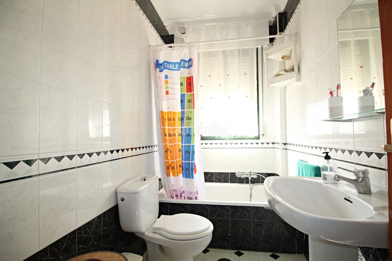 Foto c2a25b11-3c32-49fc-a556-3a8961e96fb4. Casa adossada a Núcleo Urbano Aljaraque