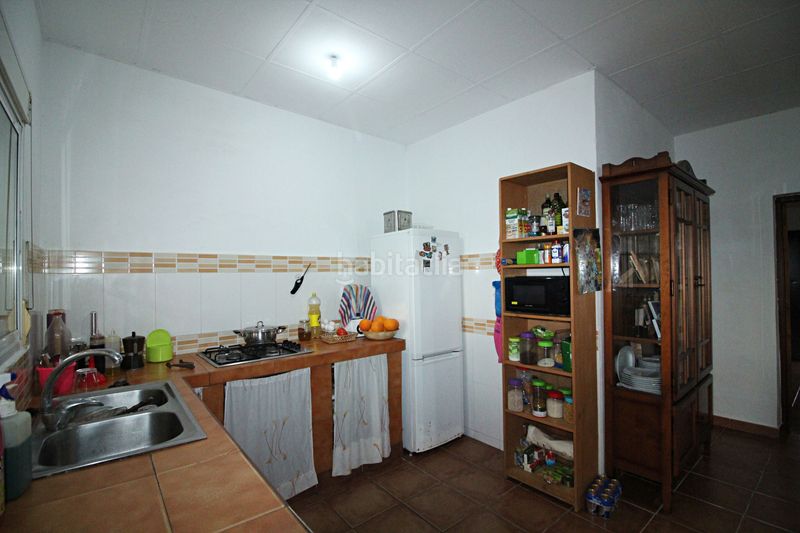 Foto f1802ec2-2ecc-4015-aaf2-193f3bb53b31. Finca rústica parcela rústica de 2.240 m² con vivienda y gallinero en Gibraleón