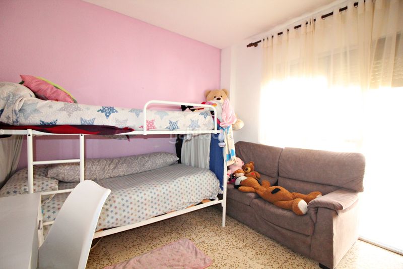 Foto e3108973-25a1-4aea-8a1e-e4b139137f55. Pis a Isla Chica Huelva