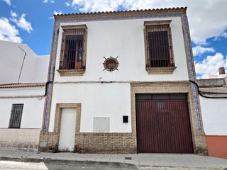 Casa in Escacena del Campo. Casa en escacena del campo