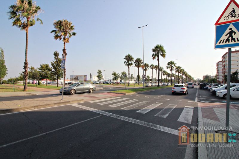 Foto 40f65599-d4c4-47af-8030-f95a87358a34. Pis a Nuevo Parque - Los Rosales - Tráfico Pesado Huelva