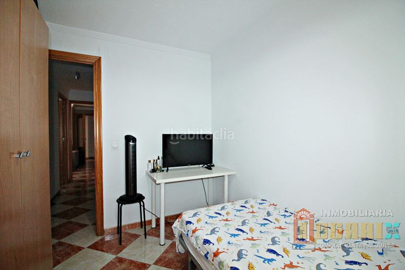 Foto ed82b159-1b88-4a90-bfe7-2cca5e9c9a04. Pis a Nuevo Parque - Los Rosales - Tráfico Pesado Huelva