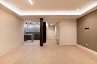 Location Appartement  Paseo de la castellana. .