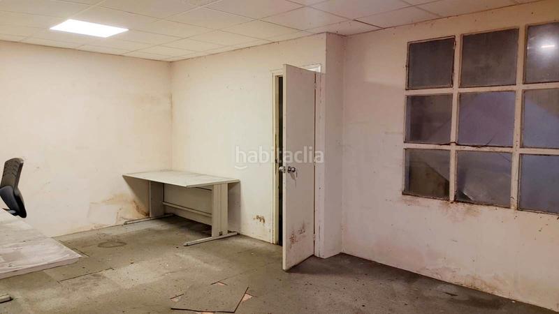 Foto 1a095654-eee0-495a-8e83-5067c0d55b6f. Local comercial a Carmel Barcelona