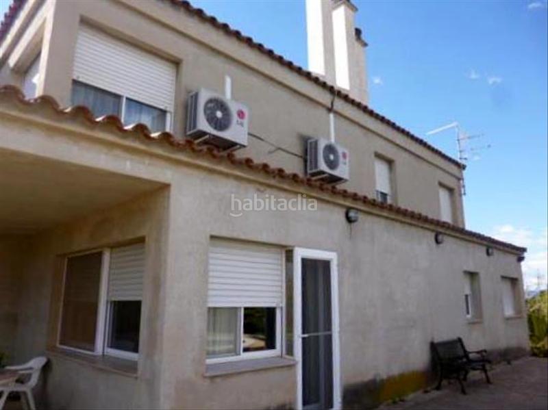 Foto e376ee37-dd07-42da-9ab6-7e0d00c92973. Chalet . en Urbanitzacions Tortosa
