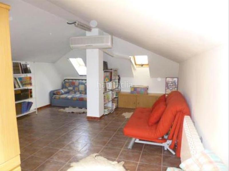 Foto f62eed40-a37e-45de-8329-042ede54b1bb. Chalet . en Urbanitzacions Tortosa