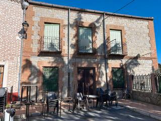 Casa a Sanchidrián. .