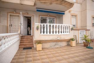 Apartament a Rojales. .