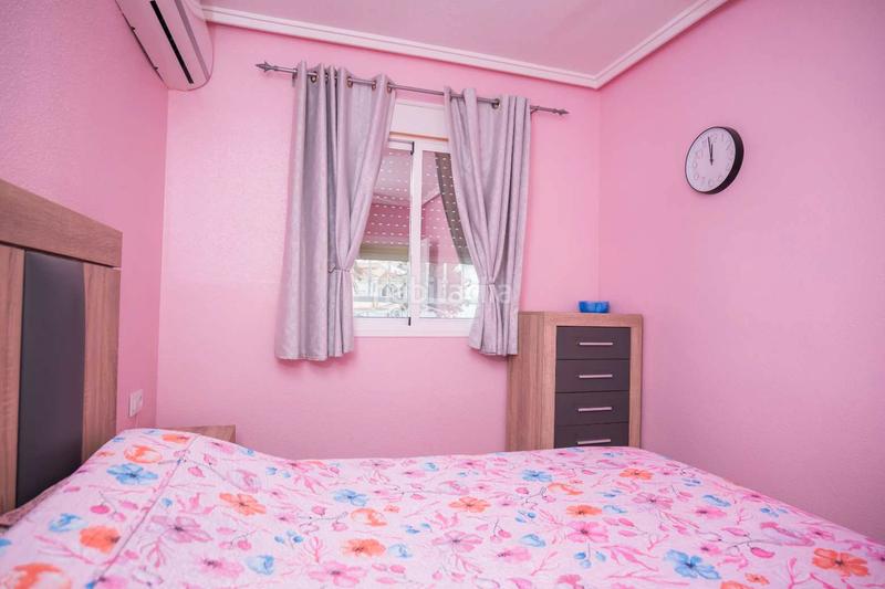 Foto d54baef0-ced2-4f67-8ee7-7b61437f4707. Apartamento . en Rojales