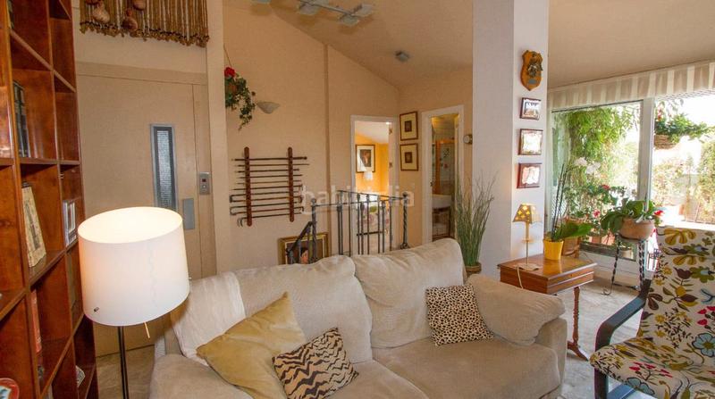 Foto 94f68ae2-df62-4a51-9e19-3974e150d539. Attico con parcheggio piscina in Playamar - Benyamina Torremolinos