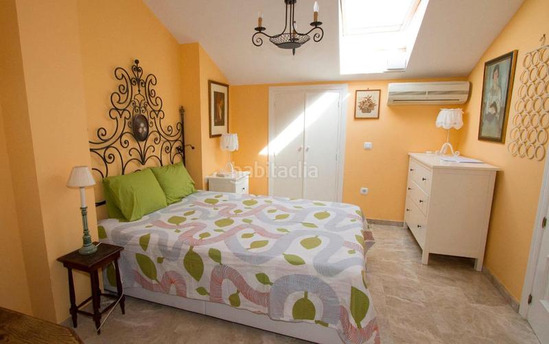 Foto d8073828-ffae-4f3f-9b6d-f64db110f3a4. Attico con parcheggio piscina in Playamar - Benyamina Torremolinos