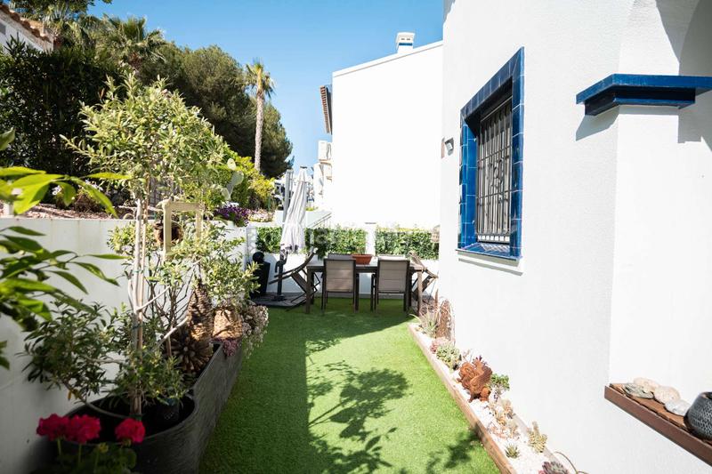 Foto 32071a6a-cbe2-46f9-a7a3-c0aa2f91d900. Casa adosada . en Villamartín-Las Filipinas Orihuela