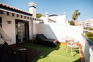 Casa adossada a Villamartín-Las Filipinas. .
