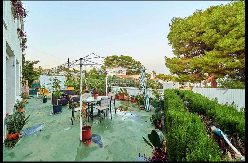 Foto 77b19a8f-2e4f-4ab9-bee5-99d22dea85da. Chalet mit parking pool in La Caleta - La Calalga - Les Bassetes Calp