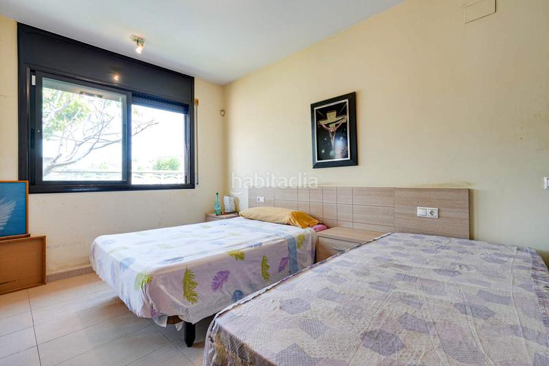 Foto 59db8902-0064-4926-a70e-3aa6138d6b79. Xalet amb aparcament piscina a Roda de Barà