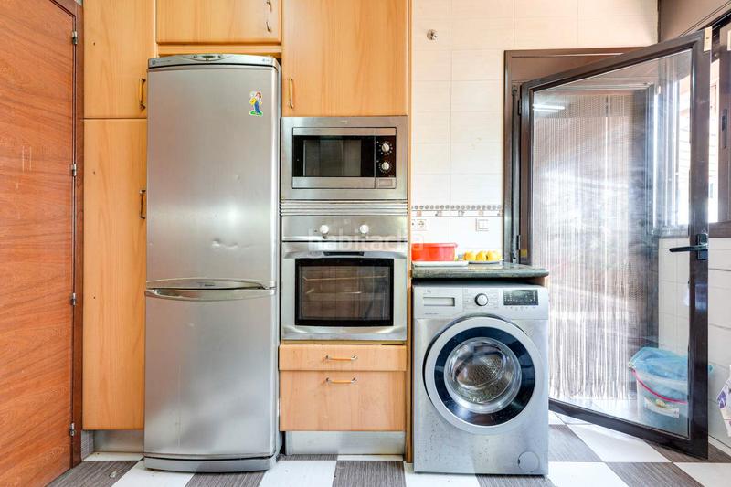 Foto 7aebe03e-dd08-446e-b78b-8faa2929cc79. Xalet amb aparcament piscina a Roda de Barà