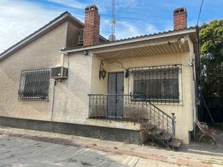 Casa en Castejón. .