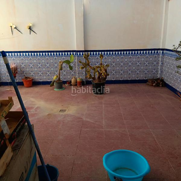 Foto 58d813bb-589c-4cca-89bb-1e62e77ef1cc. Maison jumelée avec parking dans Cuevas de San Marcos