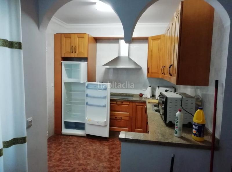 Foto d72c1984-874b-4ffc-b496-12f86d954ed8. Maison jumelée avec parking dans Cuevas de San Marcos