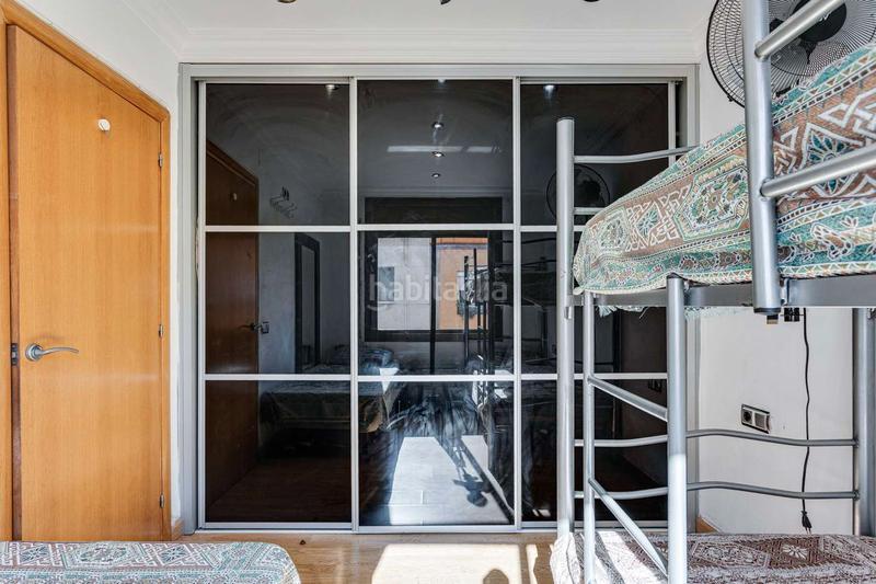 Foto cc601fc7-7660-48d3-a0bc-e5a2c45d8536. Etagenwohnung in Puigfred Badalona