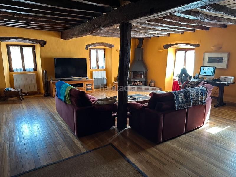 Foto 9fb6d8f4-4cf2-48aa-9caf-81e1b7d9241b. House with heating parking in Samano Castro - Urdiales