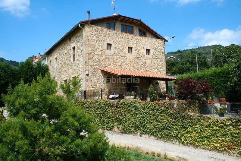 Foto bc2ecdc2-086e-4f78-92f2-e524cfc50b1c. House with heating parking in Samano Castro - Urdiales