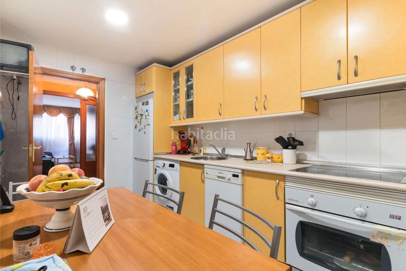 Foto f7c58804-c1a6-4561-b0d6-ea18b19dd748. Etagenwohnung mit parking in Casco Histórico de Vallecas Madrid