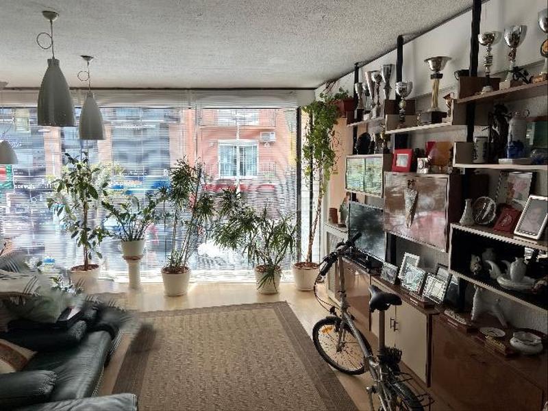 Foto e094d79c-25b4-4d3d-b4e7-b4bf6978e68e. Casa adossada a Centre Blanes