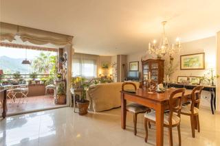 Dachwohnung  Carrer ciutat de laval