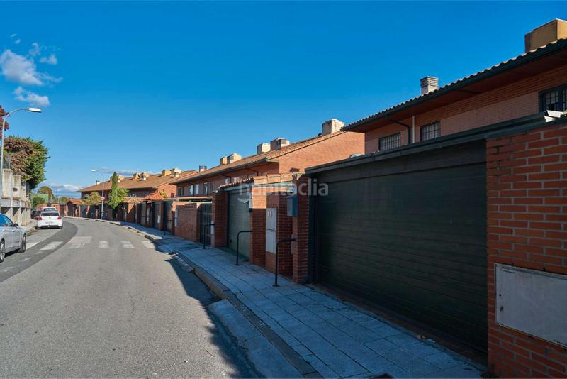 Foto 1283950c-2427-4f4e-97be-90cad64b0a94. Casa a schiera con riscaldamento parcheggio piscina in Torrelodones