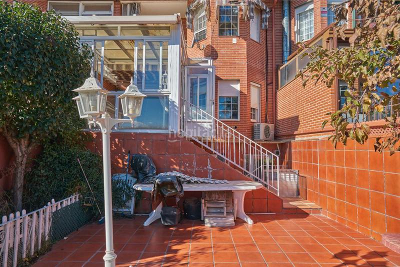 Foto c103d9a3-4243-47df-9284-59a311c8b435. Casa adosada en Centro Comercial-Hospital Torrelodones