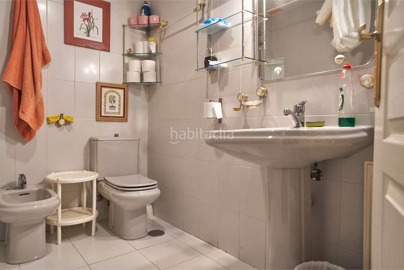 Foto eab491ab-a9a1-4abd-a68d-9a9836adc195. Casa adosada en Centro Comercial-Hospital Torrelodones