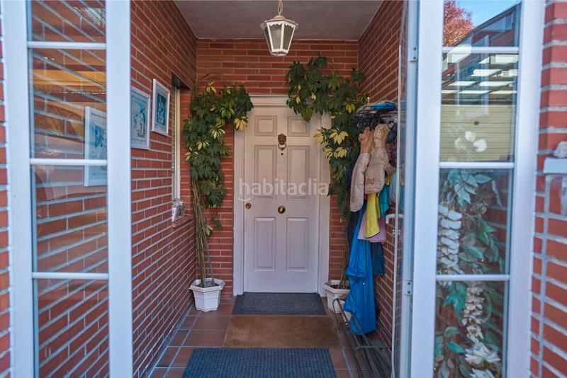 Foto 3831f3a7-3d2a-470d-a700-133e3ed437cb. Semi detached house with heating parking pool in Centro Comercial-Hospital Torrelodones