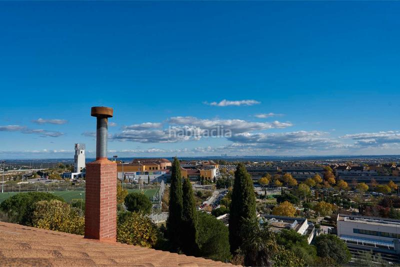 Foto 65c994c0-415e-49af-86fa-88419feaa430. Semi detached house with heating parking pool in Centro Comercial-Hospital Torrelodones