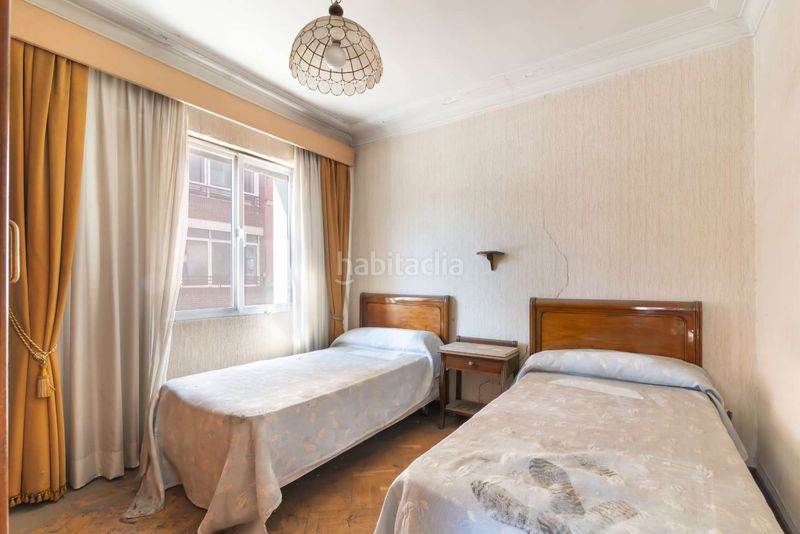 Foto f974e995-7a55-4ef6-95c7-6a9ca26ee04a. Pis a Vista Alegre Madrid