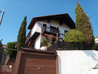 Chalet  Carrer romaní