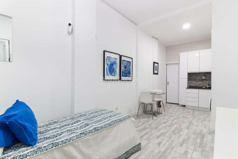 Foto f9fdf5e5-c0aa-4d01-8da7-a79749d73d33. Piso en Abrantes Madrid