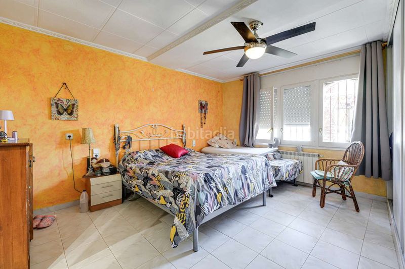 Foto 1457075c-f0f7-4af9-9ba2-a60e4a8d40d8. Chalet en Centre Miami Platja