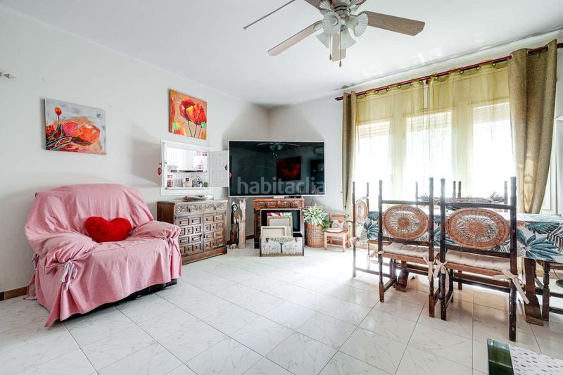 Foto 49af141a-718d-4409-8640-4e2866a87a7e. Chalet en Centre Miami Platja