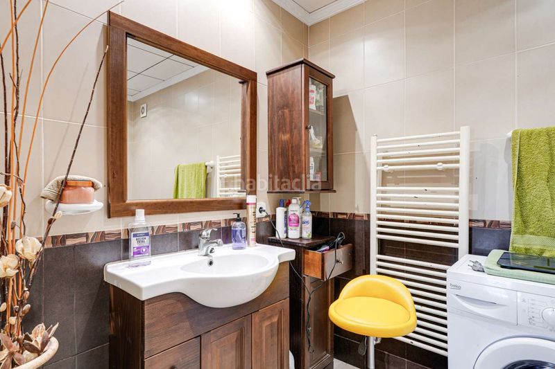 Foto b4c20f80-5f43-48e8-93cc-4a0ca57cd510. Chalet en Centre Miami Platja