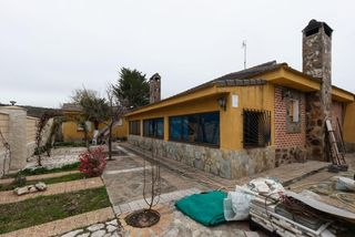 Chalet in Villabáñez. Nuda propiedad  chalet en villabañez  148.000