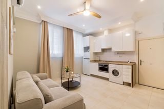 Duplex  Paulina odiaga. Alquilada  piso en madrid  330.000